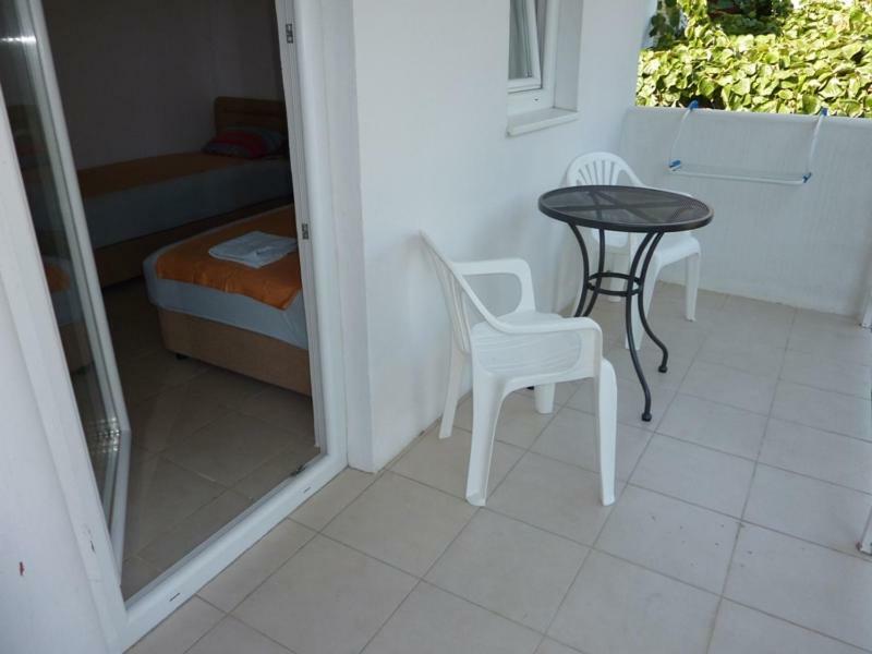 Mini Apartments Natasha Сутоморе Екстериор снимка