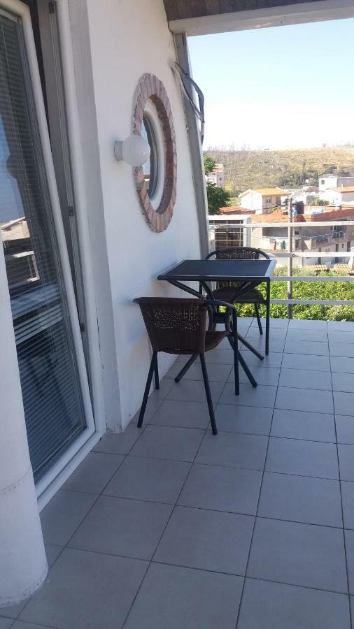 Mini Apartments Natasha Сутоморе Екстериор снимка